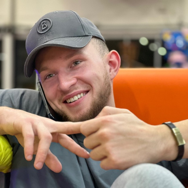 Никита Пахомов